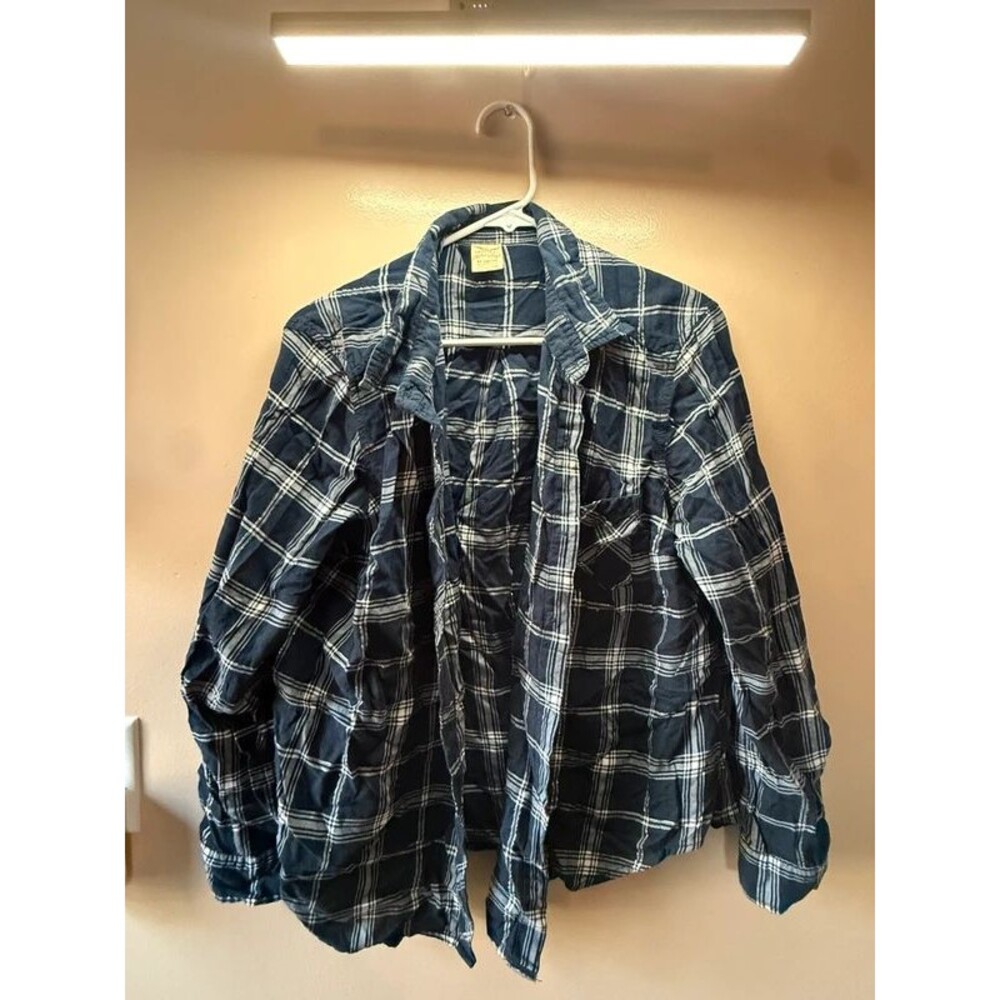 Flannel - Picture 1 of 3